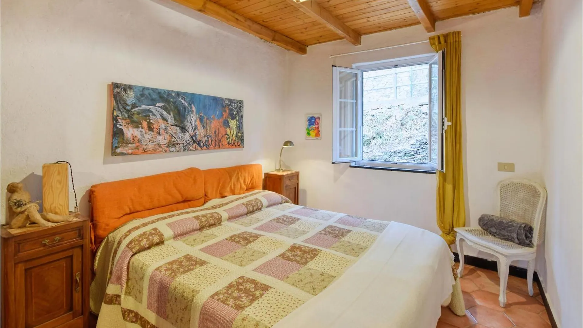 3 Bedroom Gorgeous Home In Uscio 0*,