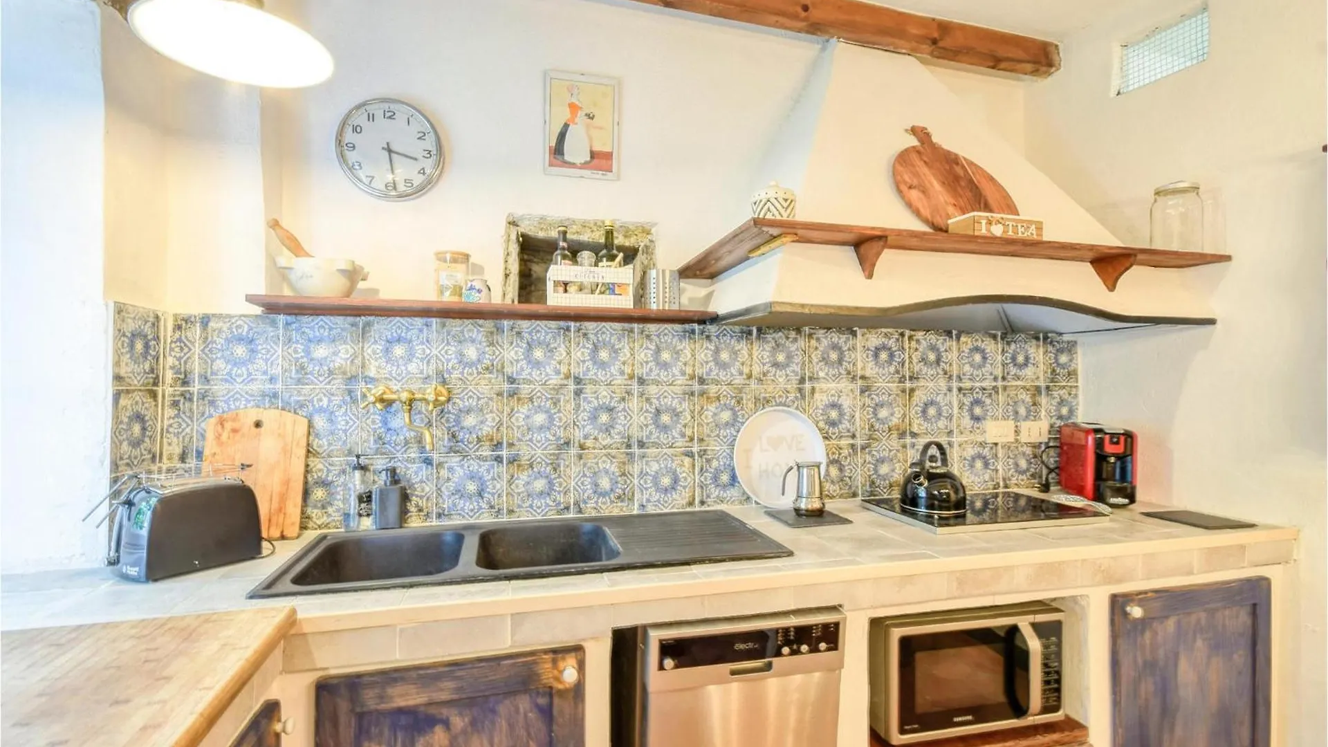 3 Bedroom Gorgeous Home In Uscio Italy